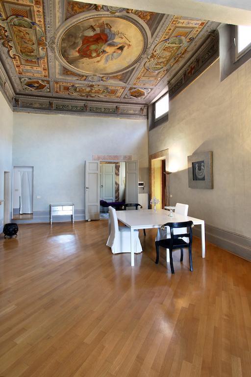 Acomodação com café da manhã  Palazzo Tolomei - Residenza D'epoca