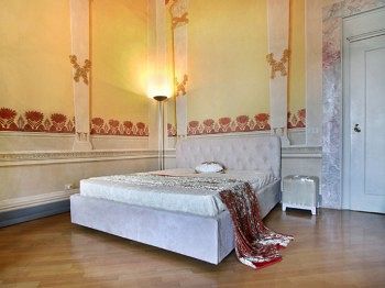 Acomodação com café da manhã  Palazzo Tolomei - Residenza D'epoca 3*